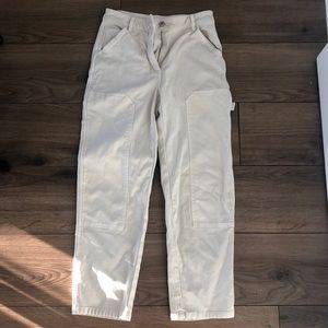 Aritzia cream CARGO PANTS, never worn!